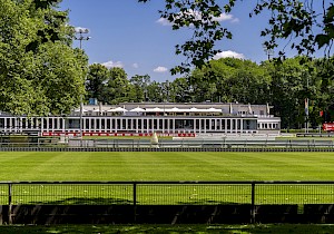 Das „Geißbockheim“, Clubanlage mit Sportstätten des 1. FC Köln. (Foto: Florian Baukmann, Köln)